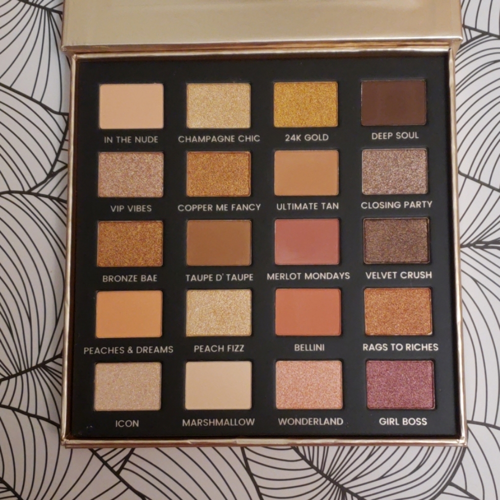 ICONIC LONDON DAY TO SLAY PALETTE